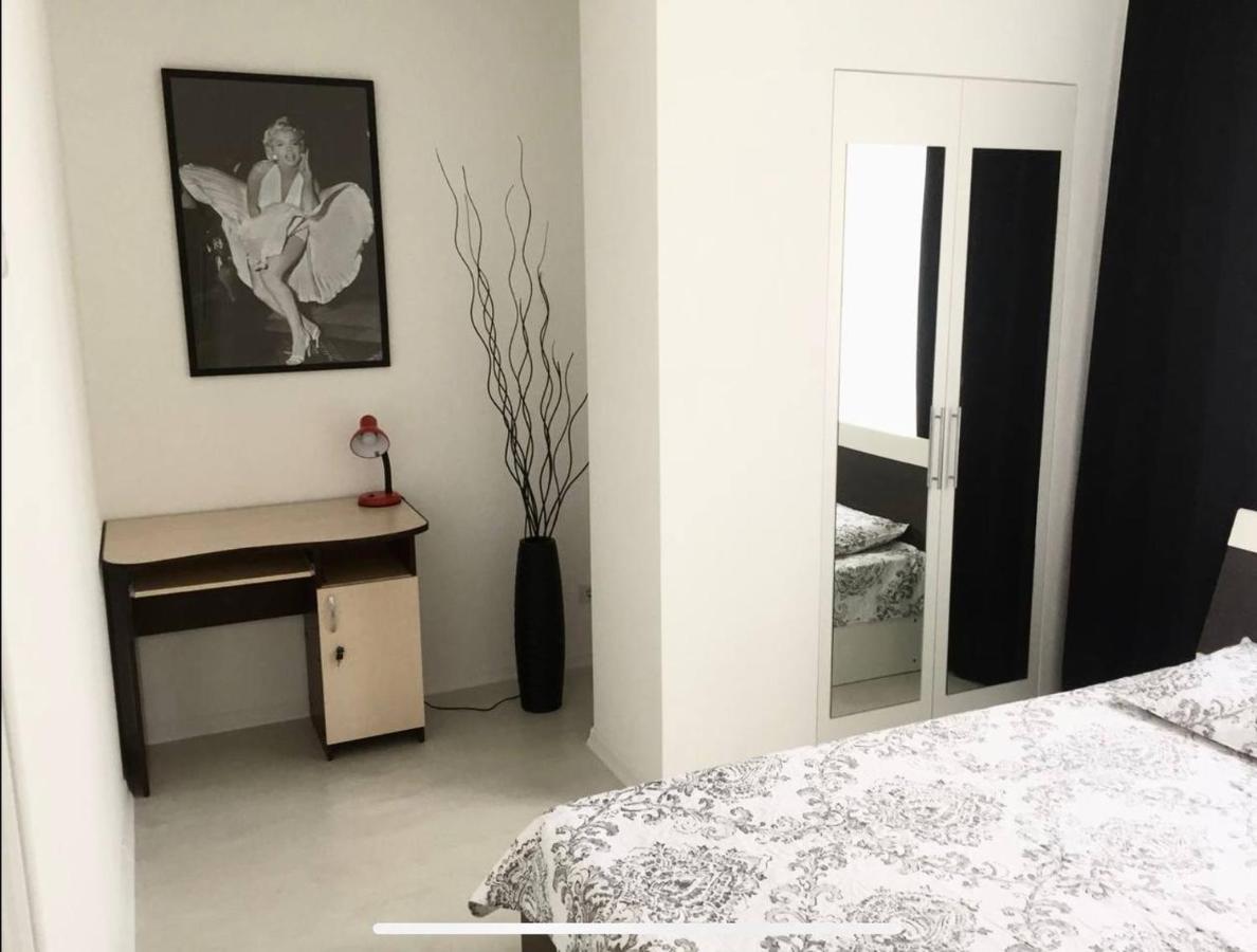 Bright Central Apartment Chişinǎu Buitenkant foto