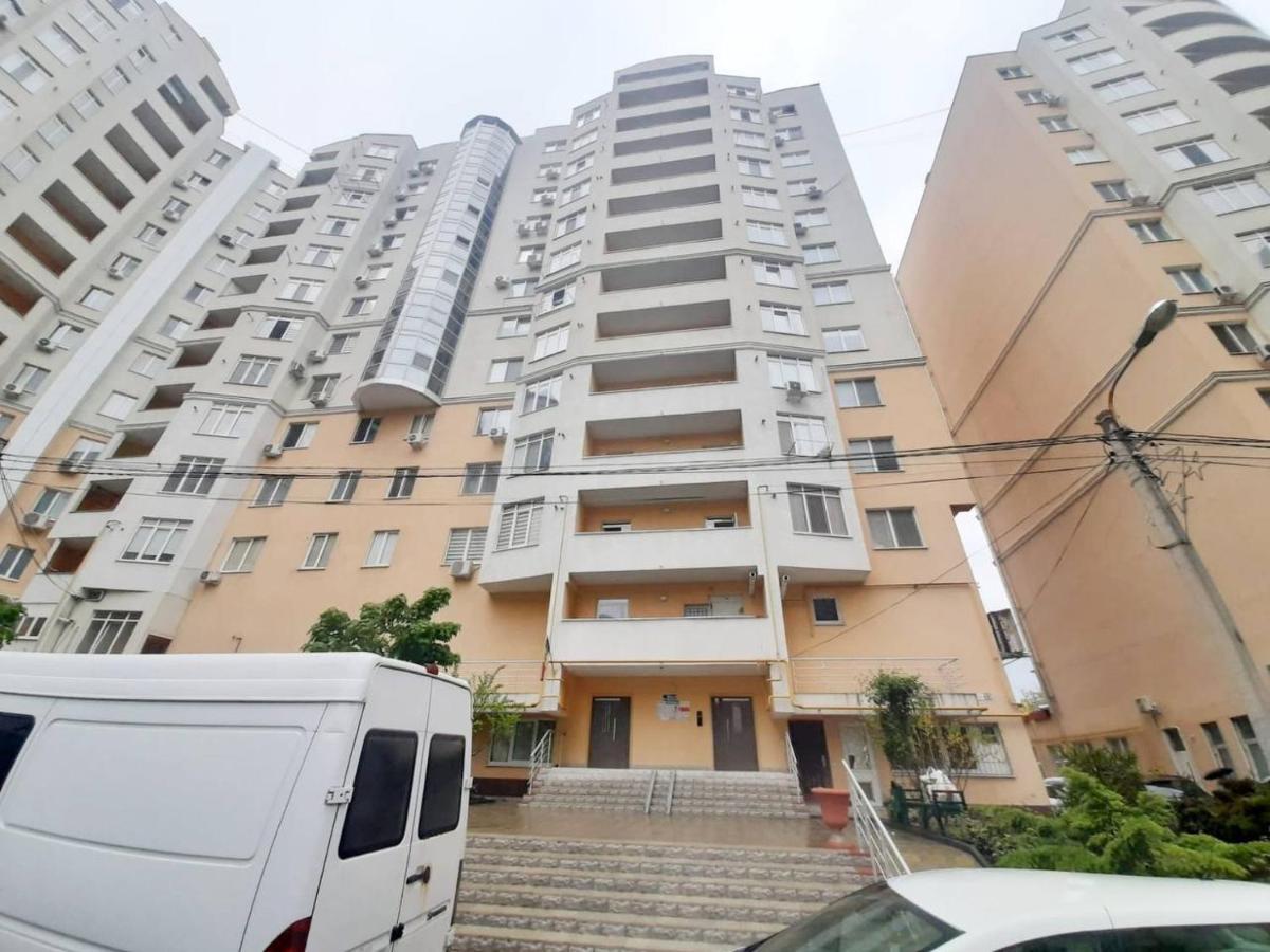 Bright Central Apartment Chişinǎu Buitenkant foto