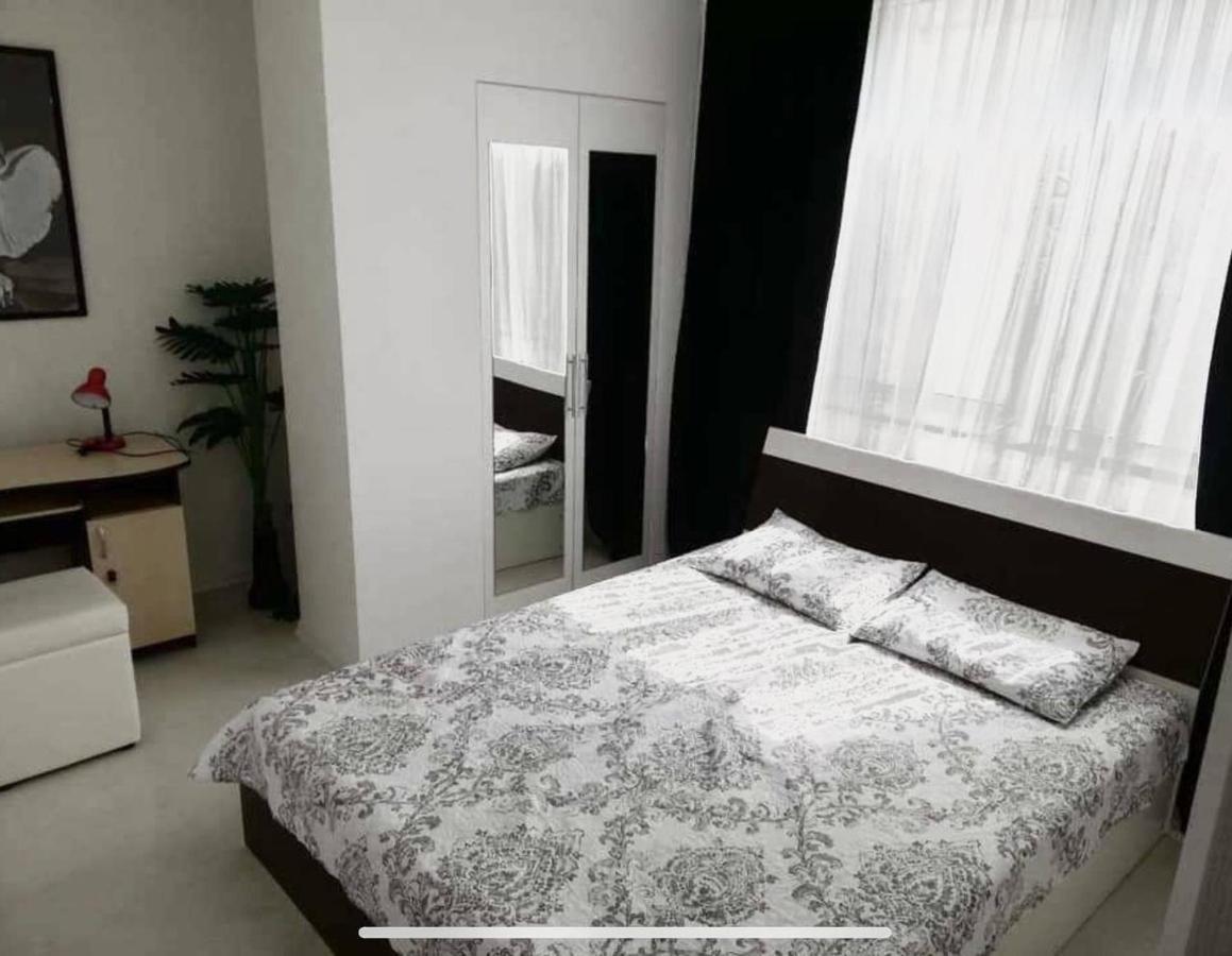 Bright Central Apartment Chişinǎu Buitenkant foto